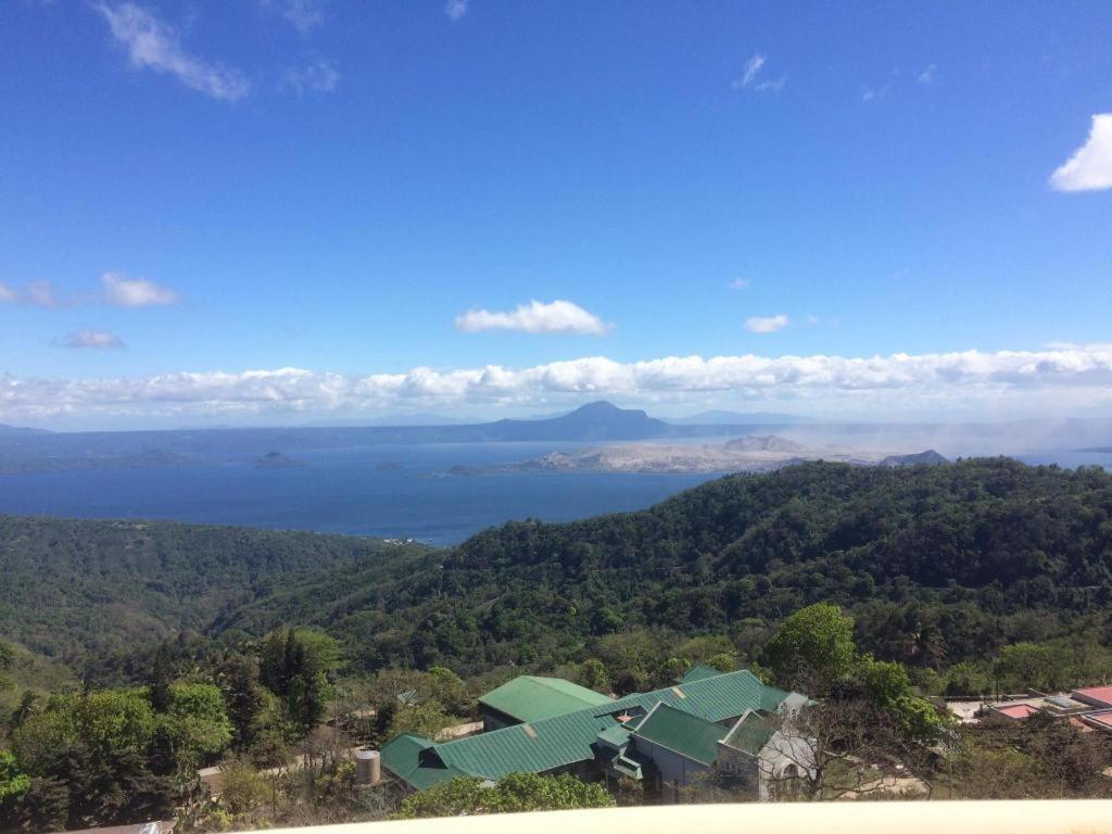 Cityland Tagaytay Taal Lake View City View Free Pool Parking Studios With Balcony Are City View Tagaytay City Extérieur photo