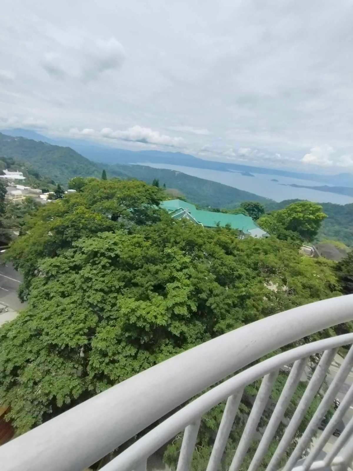 Cityland Tagaytay Taal Lake View City View Free Pool Parking Studios With Balcony Are City View Tagaytay City Extérieur photo