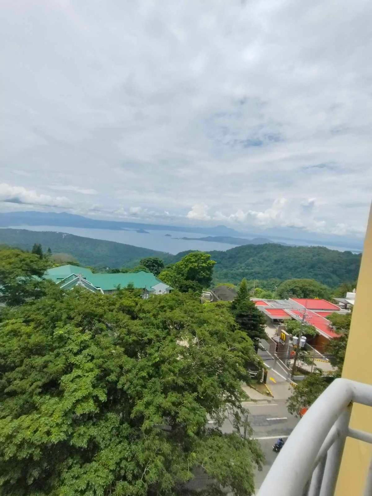Cityland Tagaytay Taal Lake View City View Free Pool Parking Studios With Balcony Are City View Tagaytay City Extérieur photo